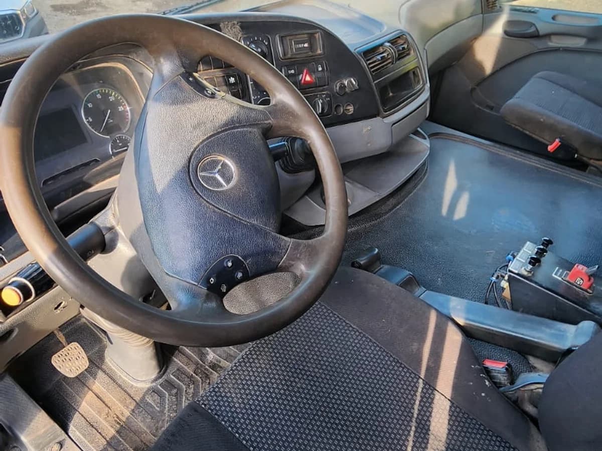 MERCEDES BENZ Actros 4.144 4144 2011 - Imagen 10