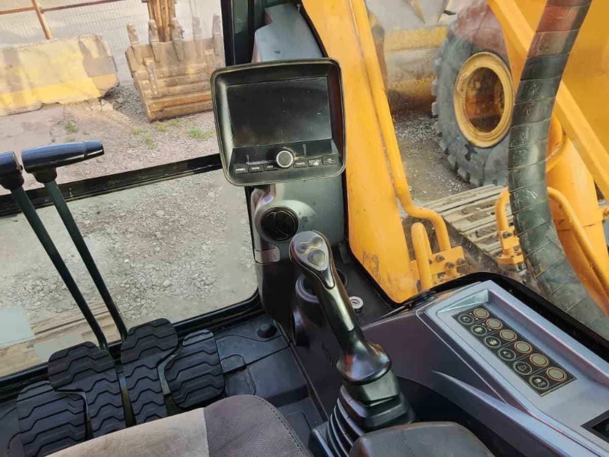 HYUNDAI ROBEX 220 ROBEX 220 2018 - Imagen 9