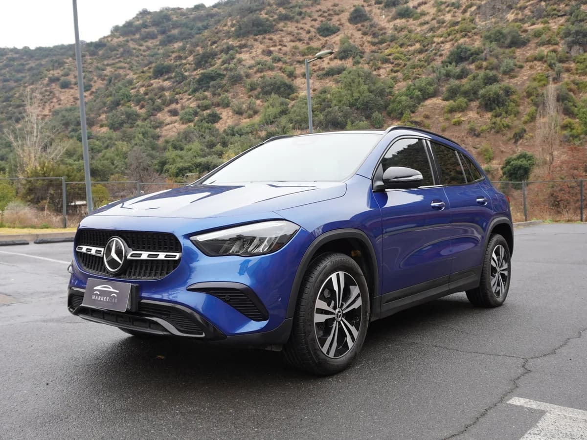 MERCEDES BENZ GLA 200 HB 1.6 AUT Progressive AT 2025 - Imagen 1