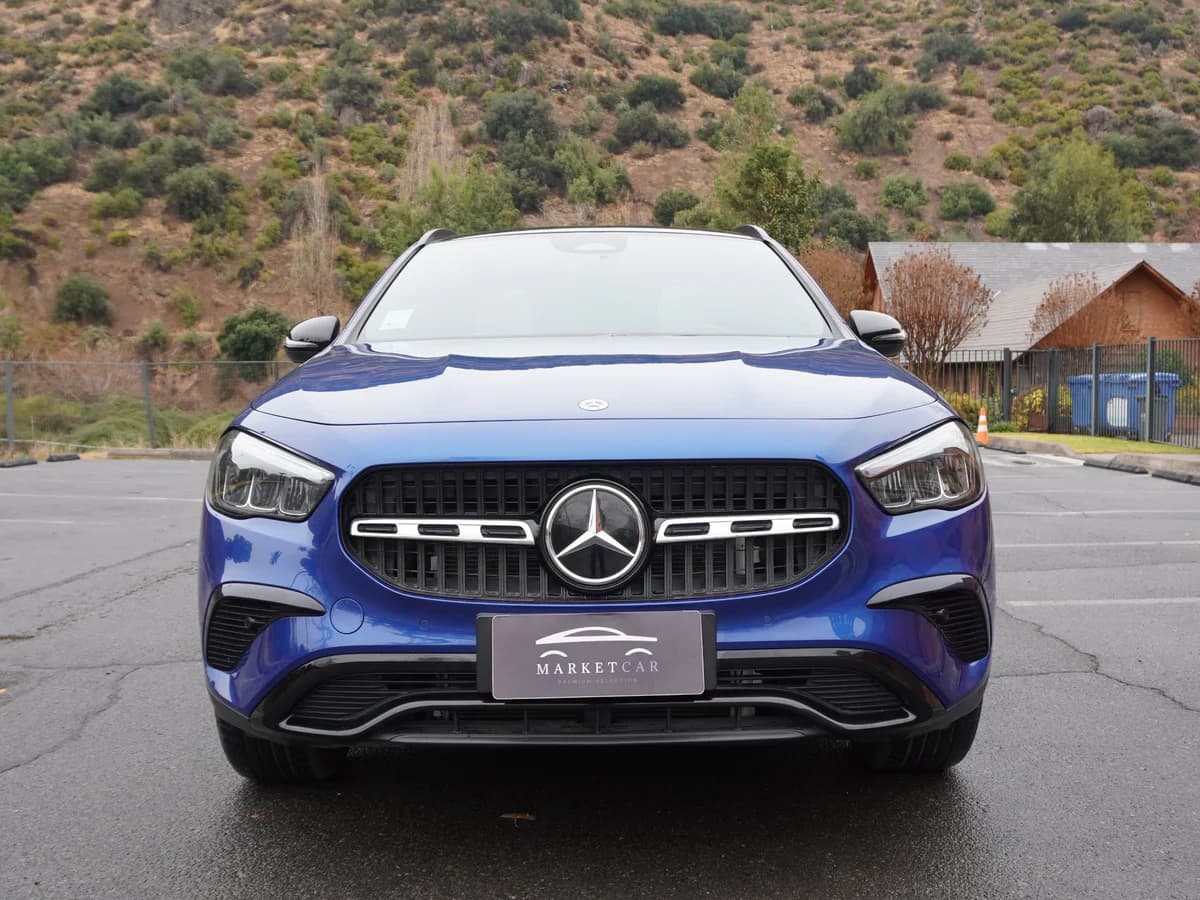 MERCEDES BENZ GLA 200 HB 1.6 AUT Progressive AT 2025 - Imagen 2