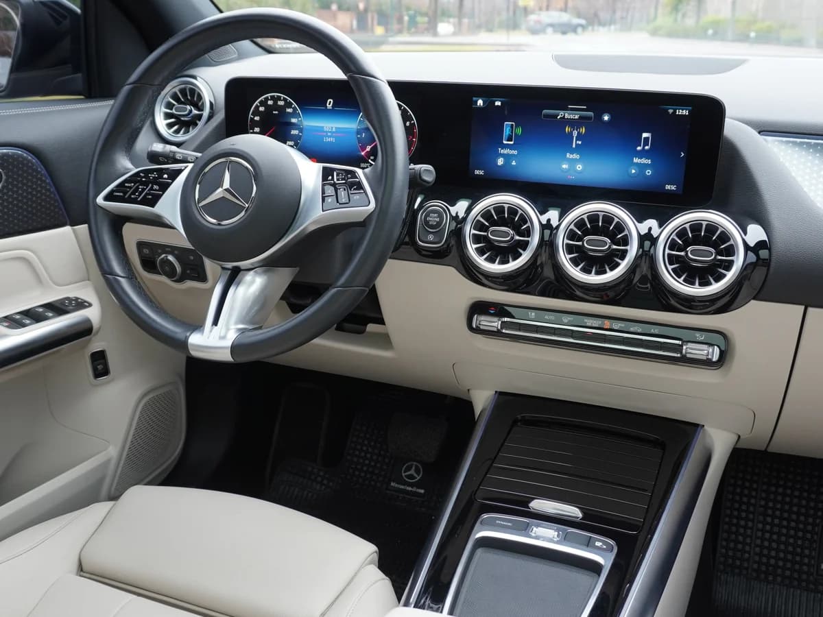MERCEDES BENZ GLA 200 HB 1.6 AUT Progressive AT 2025 - Imagen 20