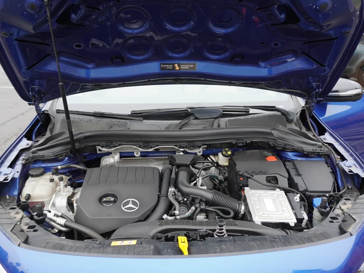 MERCEDES BENZ GLA 200 HB 1.6 AUT Progressive AT 2025 - Imagen 28