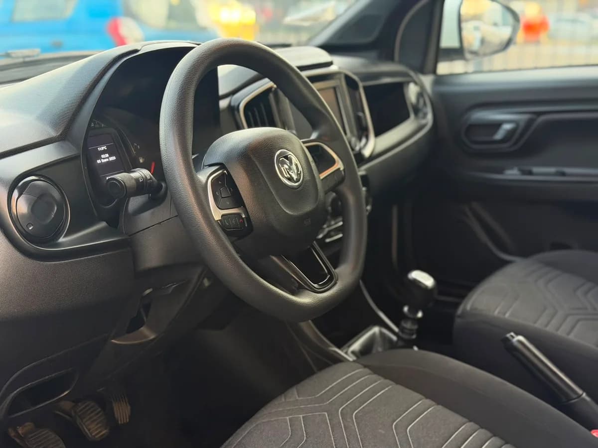 RAM 700 BIGHORN DCAB 1.3 2024 - Imagen 8