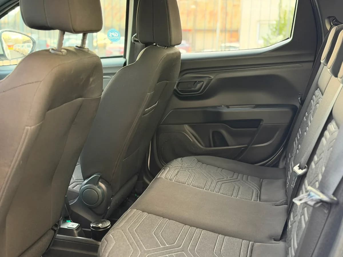 RAM 700 BIGHORN DCAB 1.3 2024 - Imagen 9