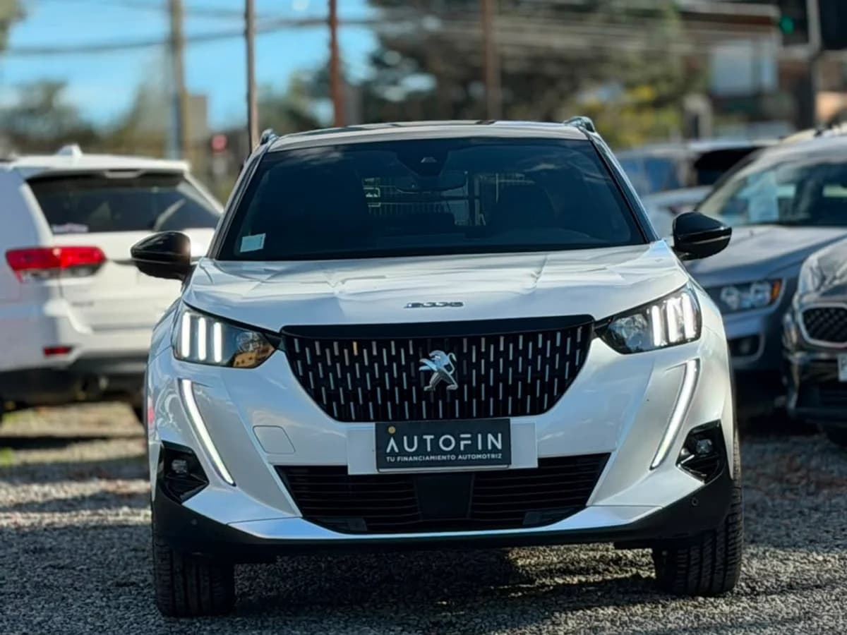 PEUGEOT 2008 BLUE HDI 130 EAT8 1.5 AUT 2023 - Imagen 15