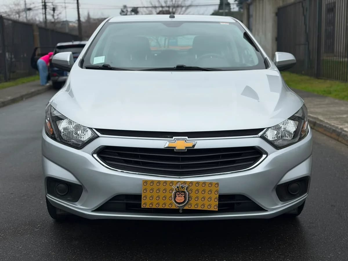 CHEVROLET Onix LT 1.4 MT 2020 - Imagen 2