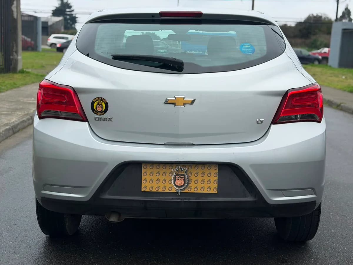 CHEVROLET Onix LT 1.4 MT 2020 - Imagen 5