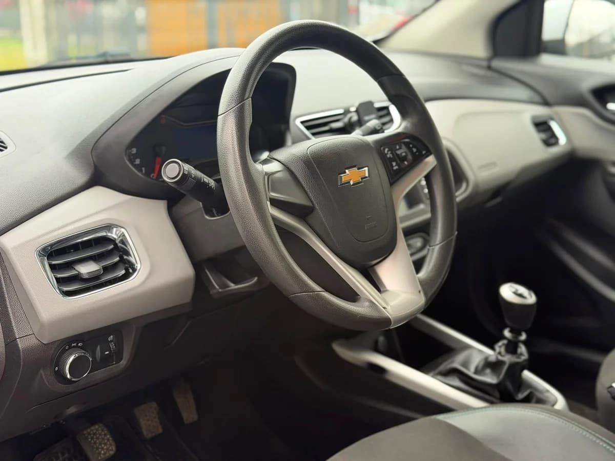 CHEVROLET Onix LT 1.4 MT 2020 - Imagen 7