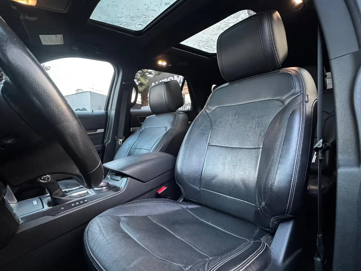 FORD EXPLORER LTD 4X4 2.3 AUT . 2019 - Imagen 9