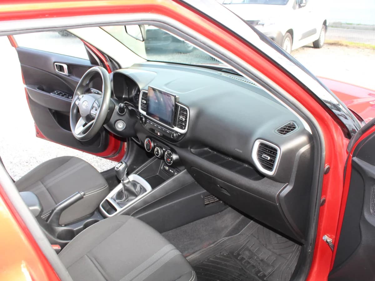 HYUNDAI Venue QX 1.6 2022 - Imagen 5