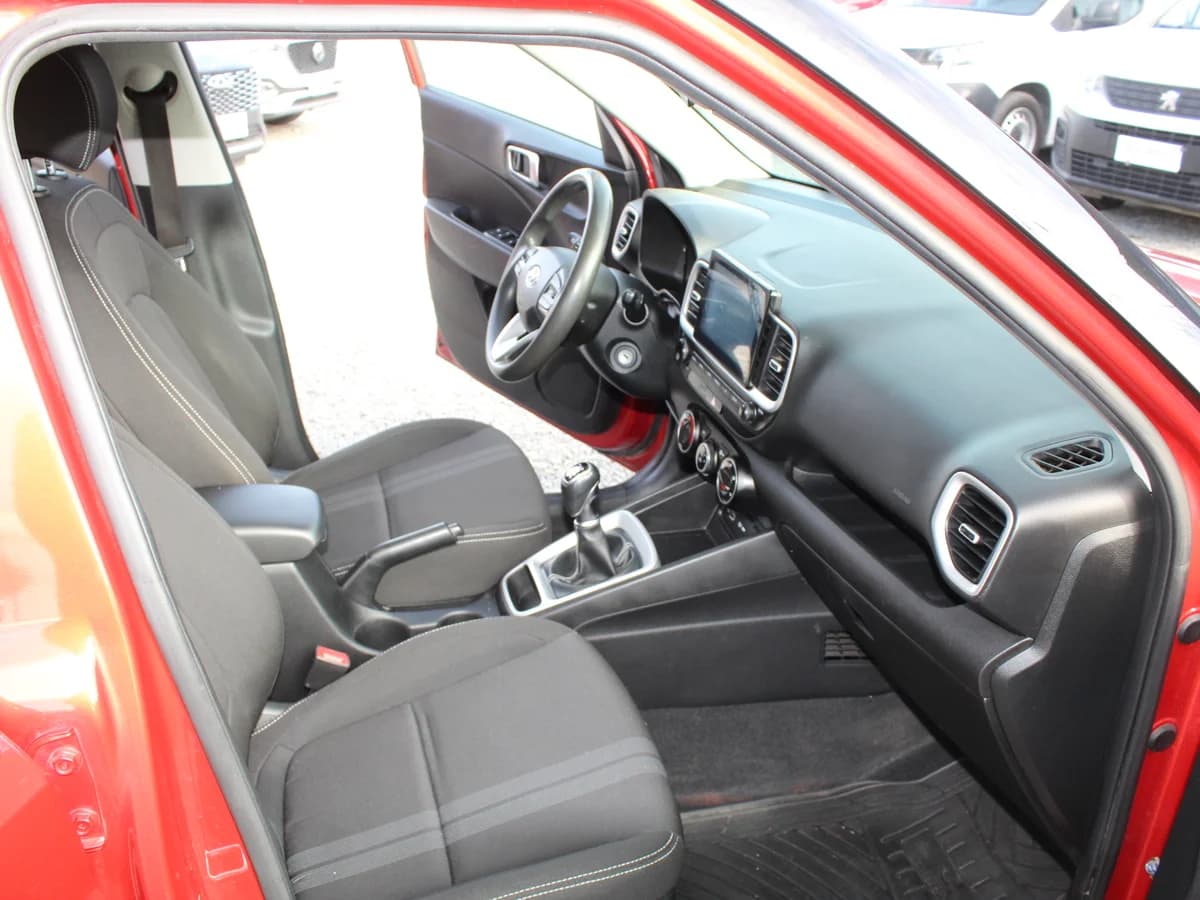 HYUNDAI Venue QX 1.6 2022 - Imagen 6
