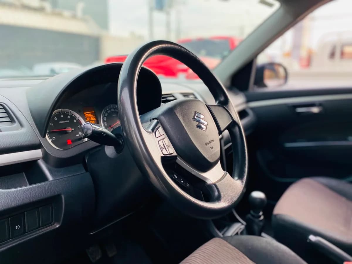 SUZUKI SWIFT GL 1.2 2017 - Imagen 2