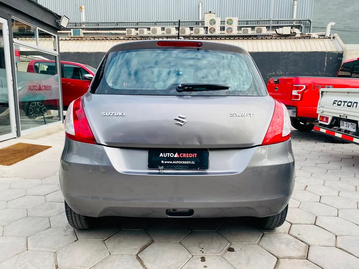 SUZUKI SWIFT GL 1.2 2017 - Imagen 8