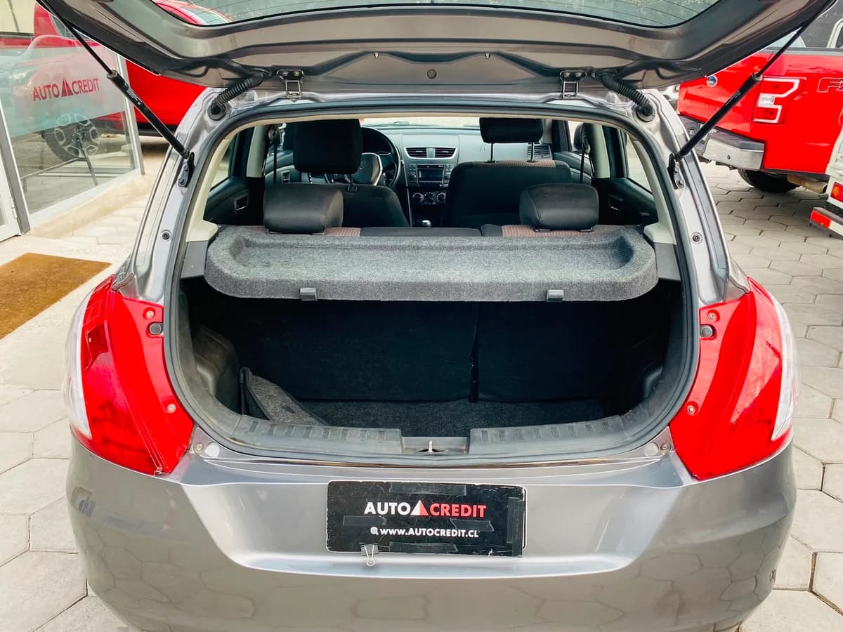SUZUKI SWIFT GL 1.2 2017 - Imagen 9