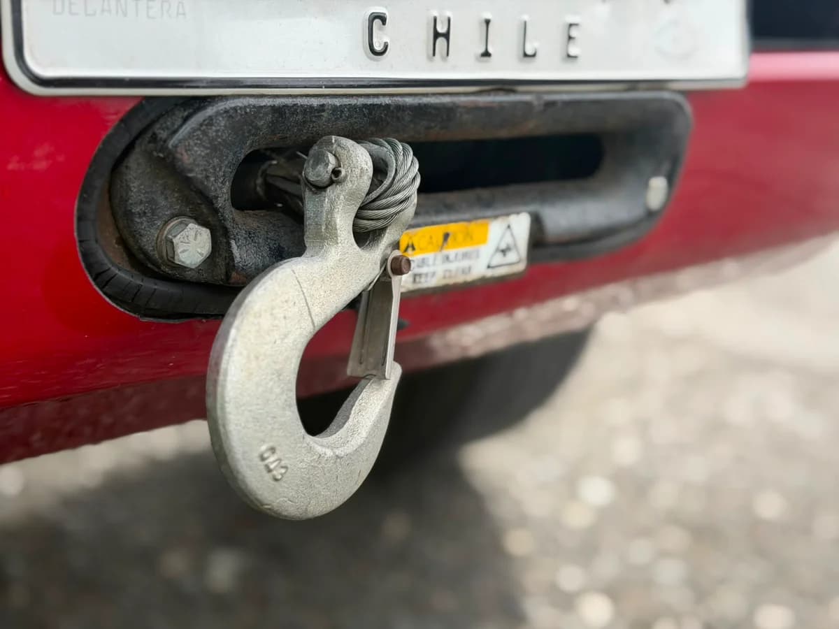 TOYOTA HILUX 2.4 DX DIESEL DCAB. 4X4 MT 4P 2021 - Imagen 8