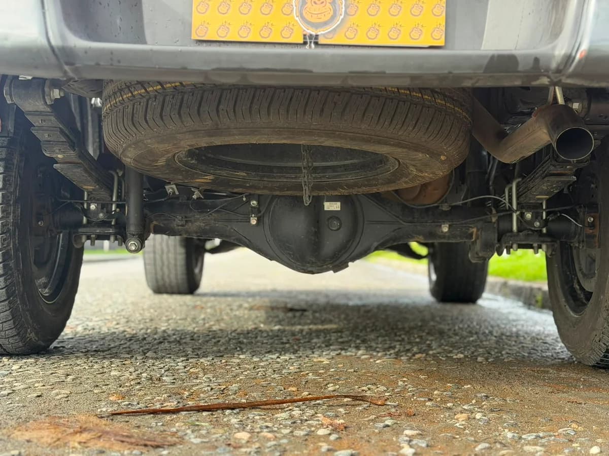 TOYOTA HILUX 2.4 DX DIESEL DCAB. 4X4 MT 4P 2021 - Imagen 15