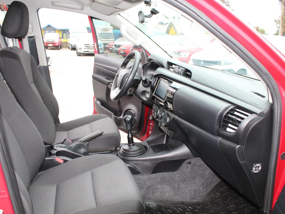 TOYOTA Hilux 4x4 2021 - Imagen 6