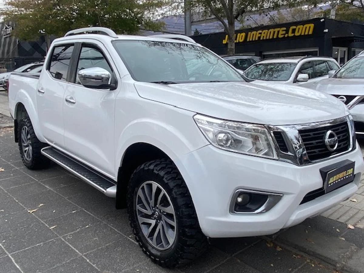 NISSAN NP300 4x4 2.3 Autom. 2019 - Imagen 3