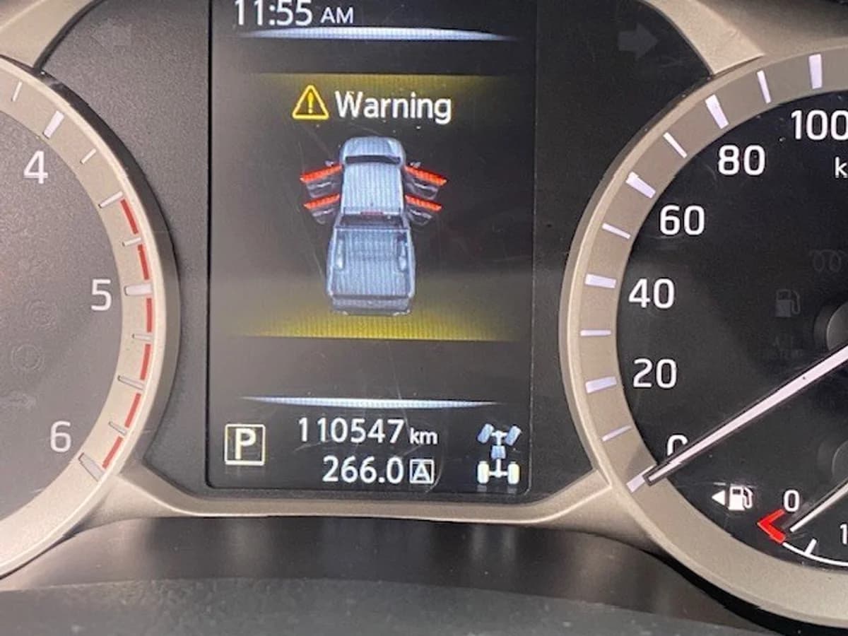 NISSAN NP300 4x4 2.3 Autom. 2019 - Imagen 21