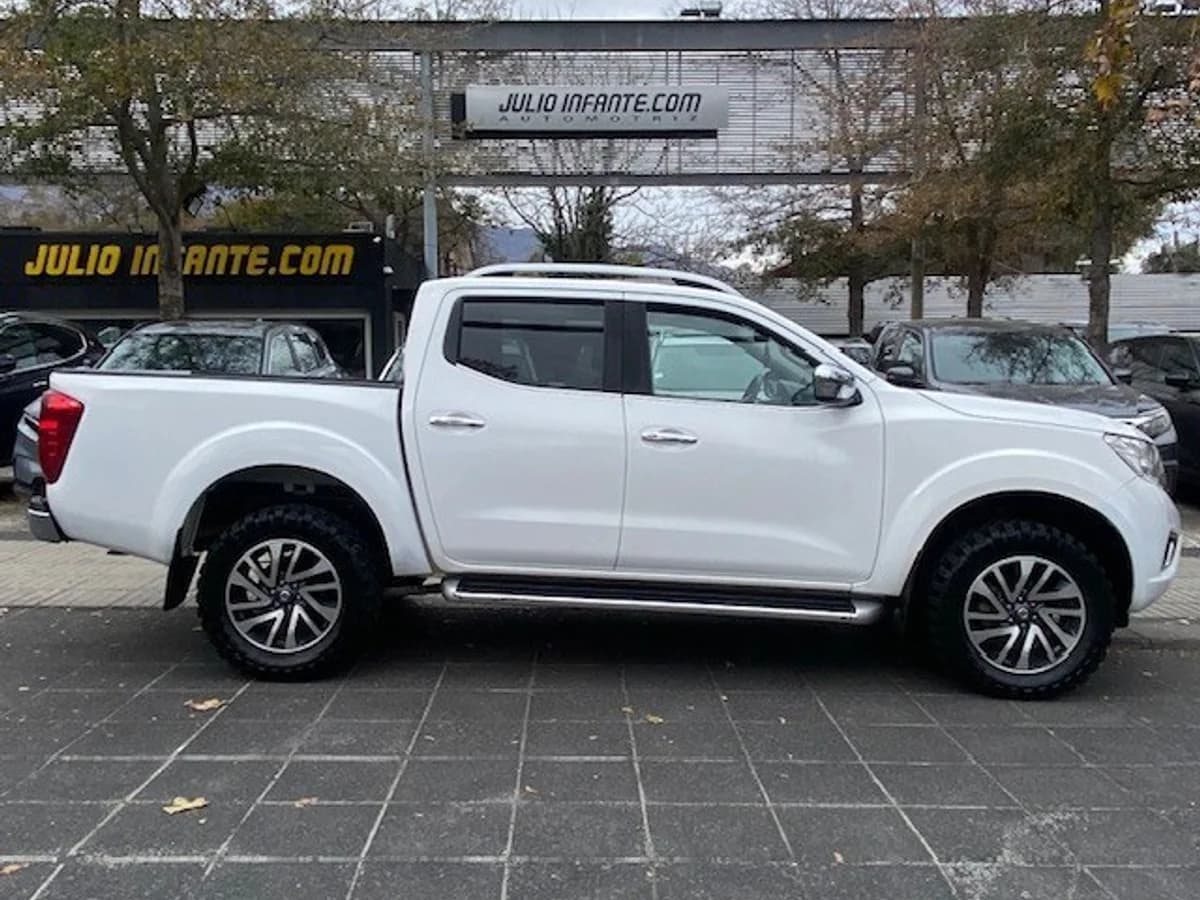NISSAN NP300 4x4 2.3 Autom. 2019 - Imagen 6