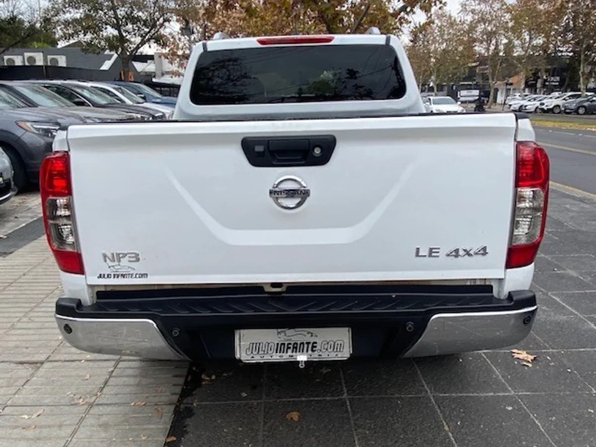 NISSAN NP300 4x4 2.3 Autom. 2019 - Imagen 7