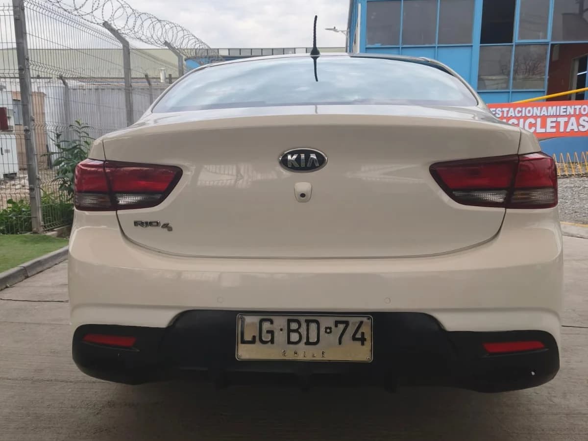 KIA RIO 4 LX 1.4 LX 2019 - Imagen 5