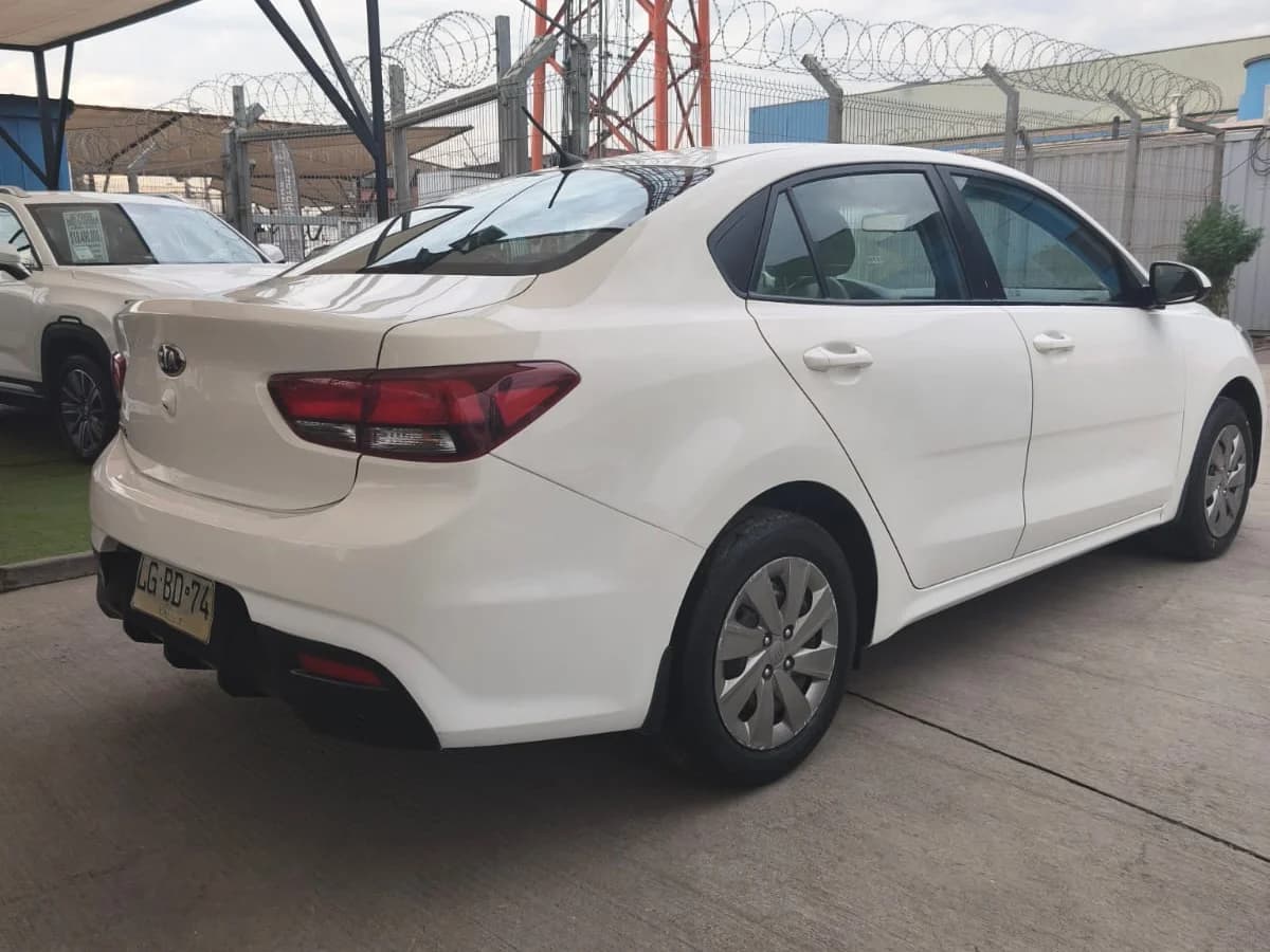KIA RIO 4 LX 1.4 LX 2019 - Imagen 6