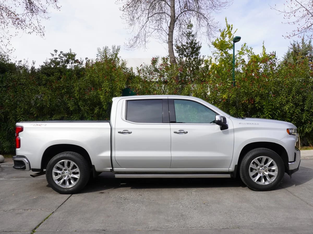 CHEVROLET SILVERADO LTZ 5.3 LTZ 2020 - Imagen 4