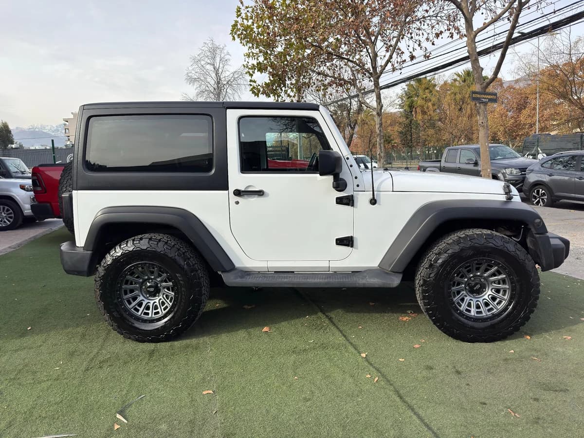 JEEP WRANGLER SPORT 2.8 AUT CRD 2018 - Imagen 8