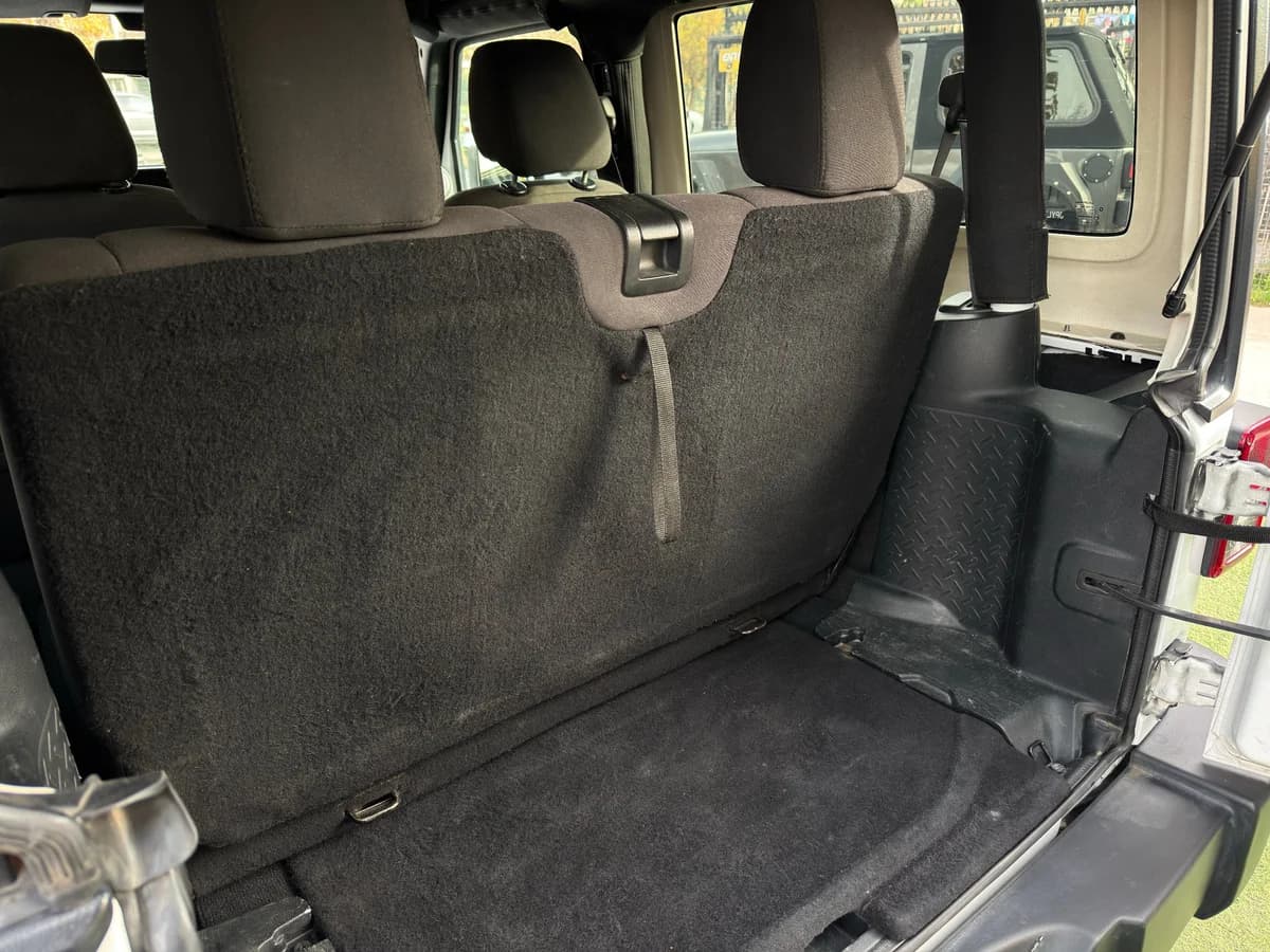 JEEP WRANGLER SPORT 2.8 AUT CRD 2018 - Imagen 16