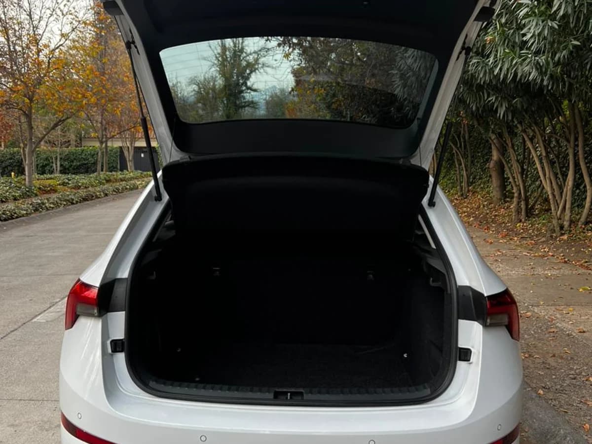 SKODA SCALA 1.5L TURBO TSI AMBITION AUT DSG7 AÑO 2024 - Imagen 8