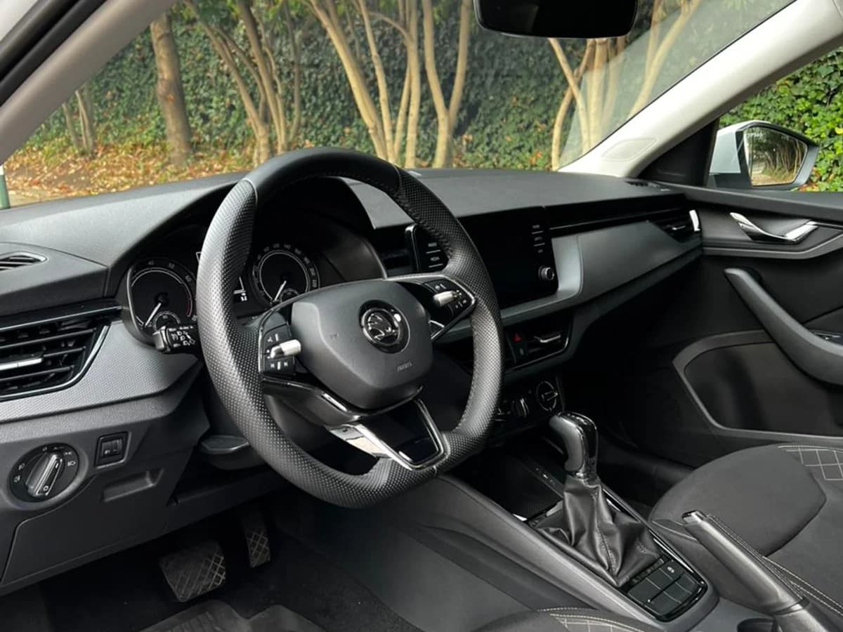 SKODA SCALA 1.5L TURBO TSI AMBITION AUT DSG7 AÑO 2024 - Imagen 22