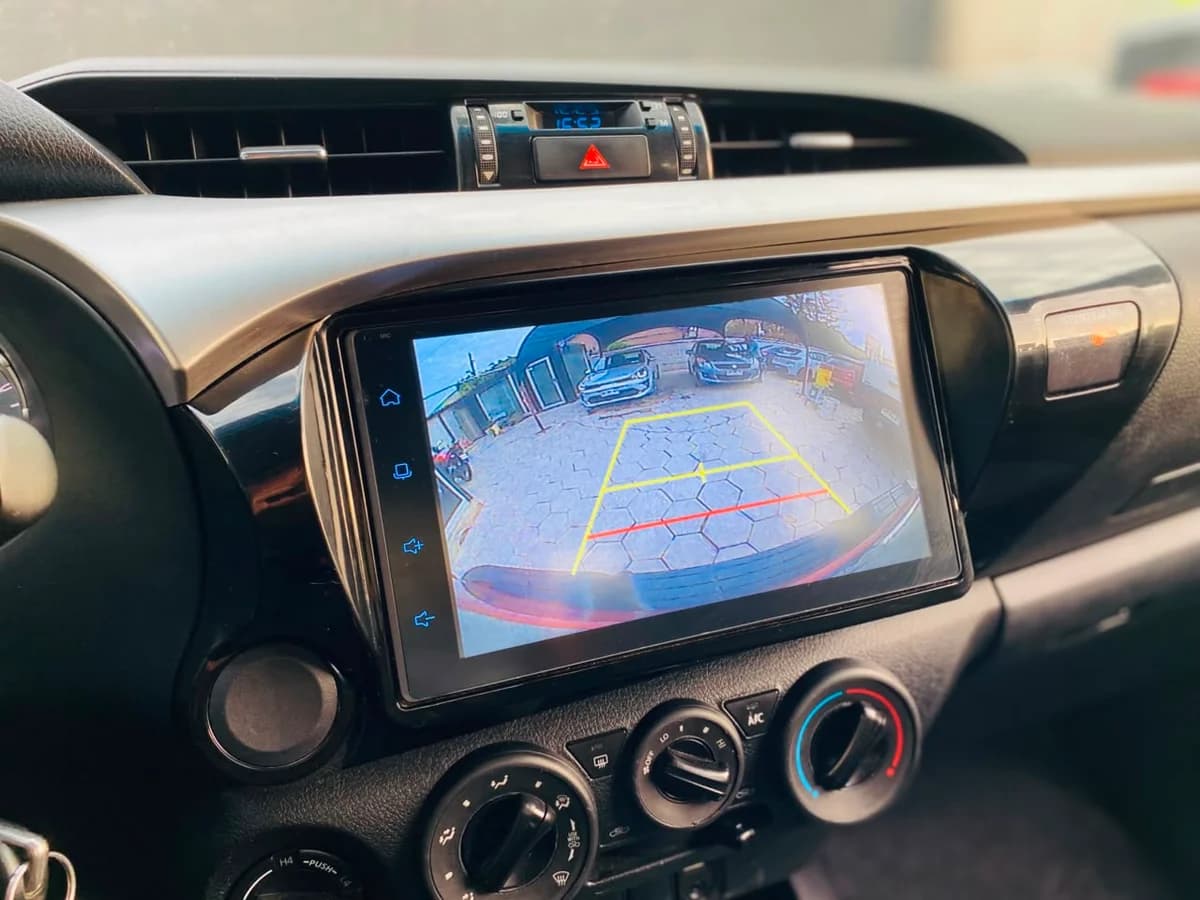 TOYOTA HILUX SR 2.8L 2021 - Imagen 3