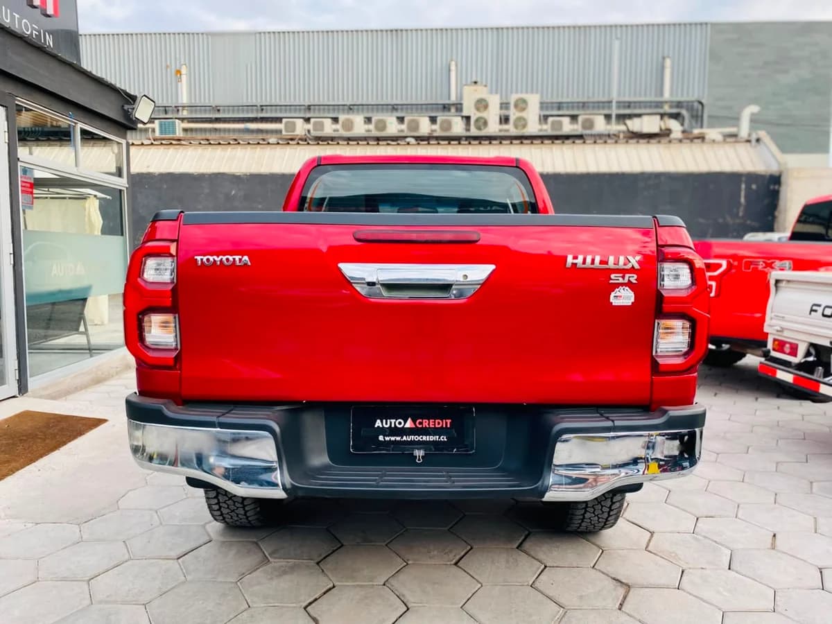 TOYOTA HILUX SR 2.8L 2021 - Imagen 4