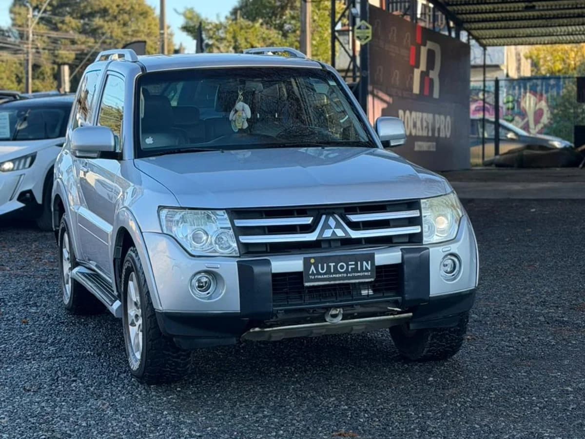 MITSUBISHI MONTERO 3.2 AUT 3.2 CR DIESEL 4X4 AT 3P 2011 - Imagen 1