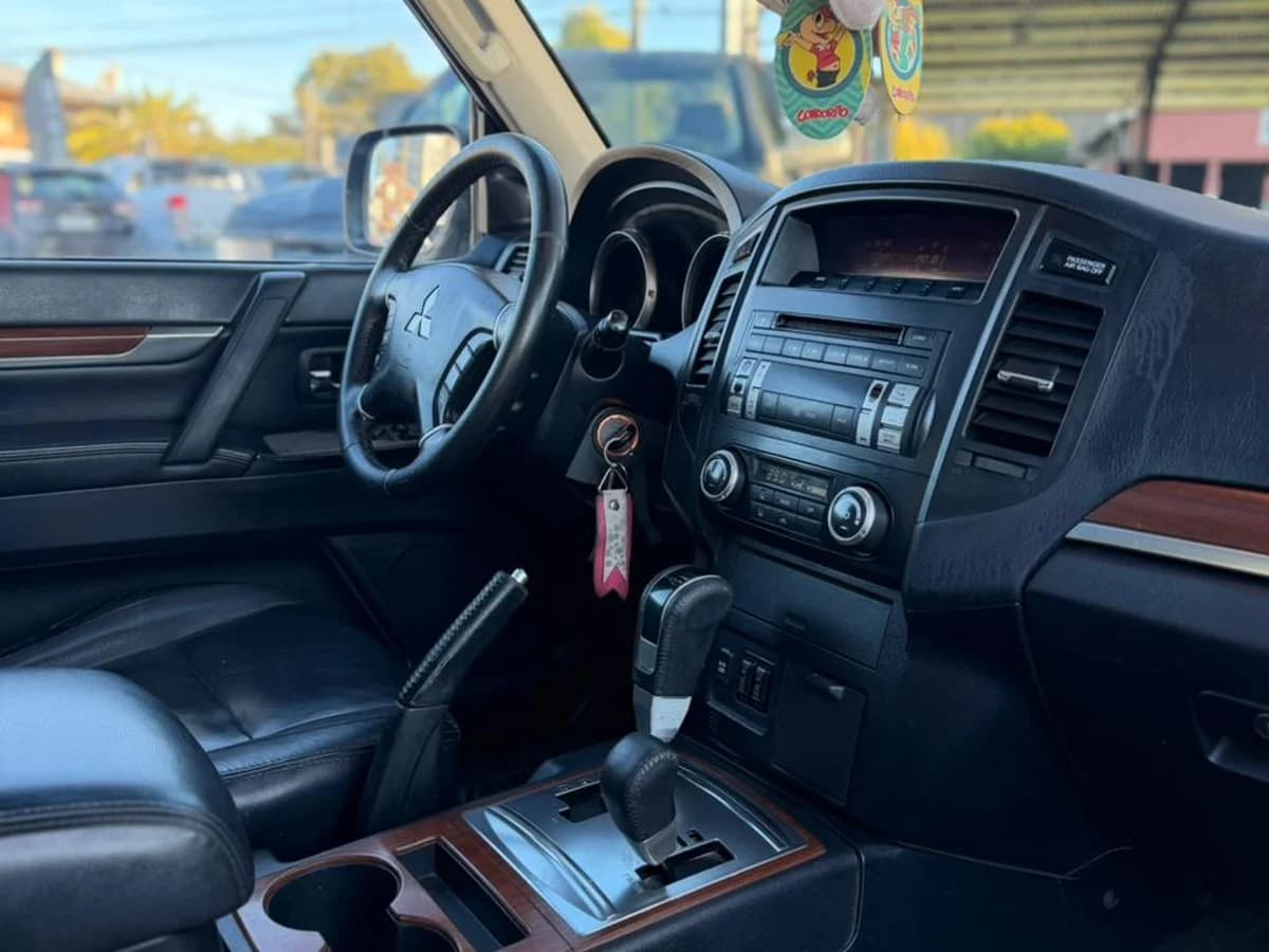 MITSUBISHI MONTERO 3.2 AUT 3.2 CR DIESEL 4X4 AT 3P 2011 - Imagen 7