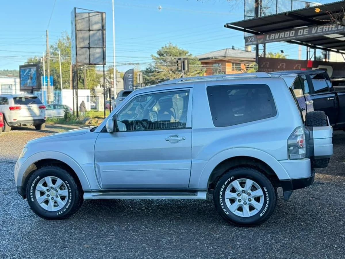 MITSUBISHI MONTERO 3.2 AUT 3.2 CR DIESEL 4X4 AT 3P 2011 - Imagen 12