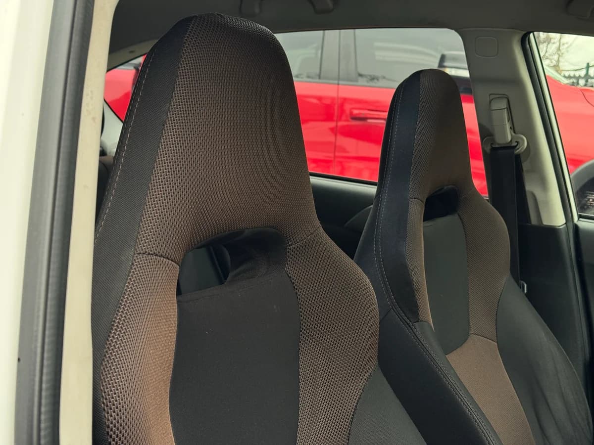 SUBARU XV 2.0R 2012 - Imagen 16