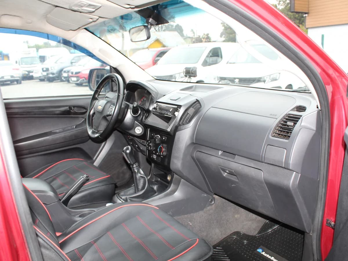 CHEVROLET D-MAX 2.5 L TD 4X4 DIESEL 2AB AB AC MT 2P 2019 - Imagen 5