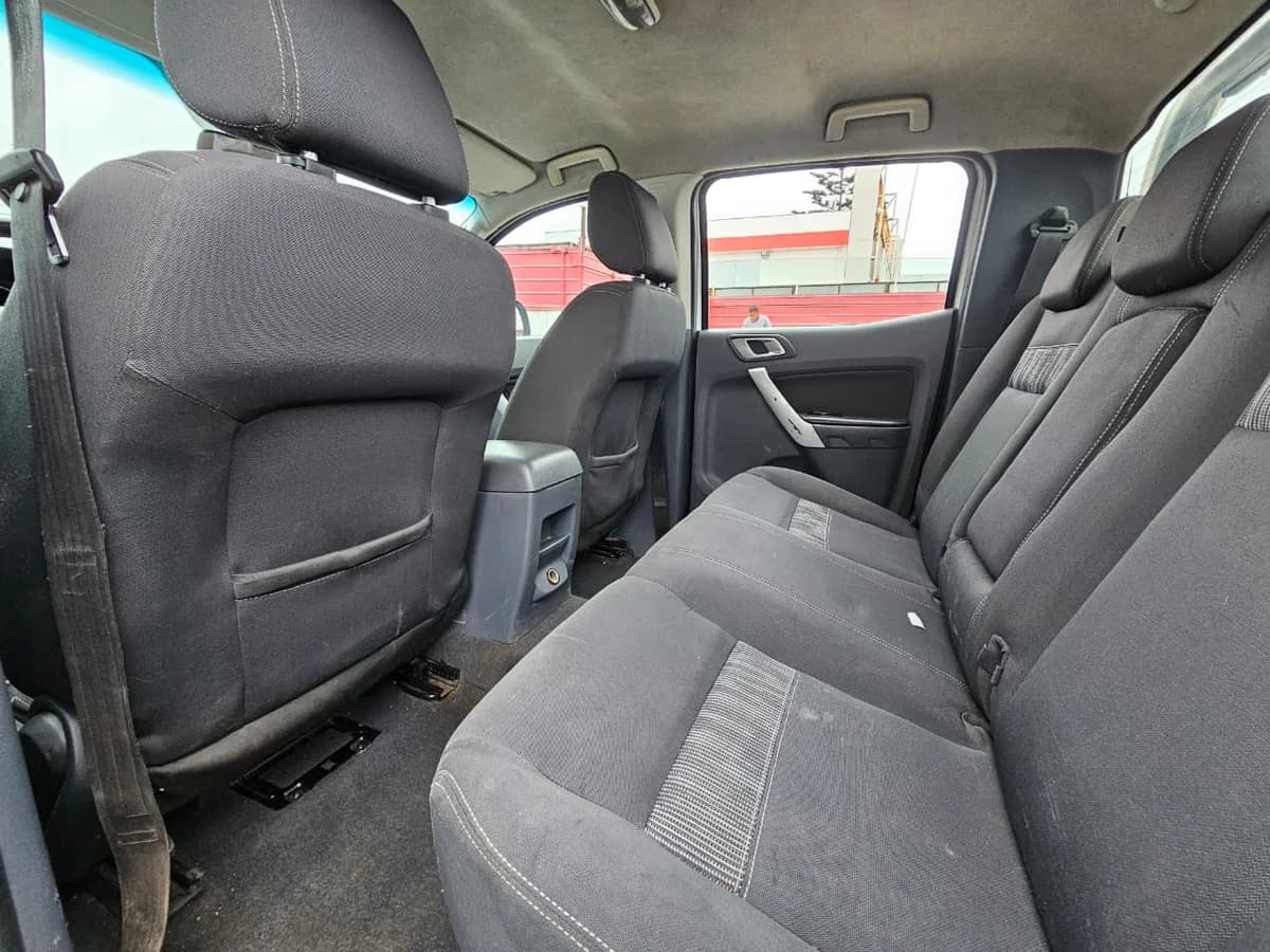 FORD RANGER 3.2 XLT DIESEL 4WD MT 4P 2015 - Imagen 5