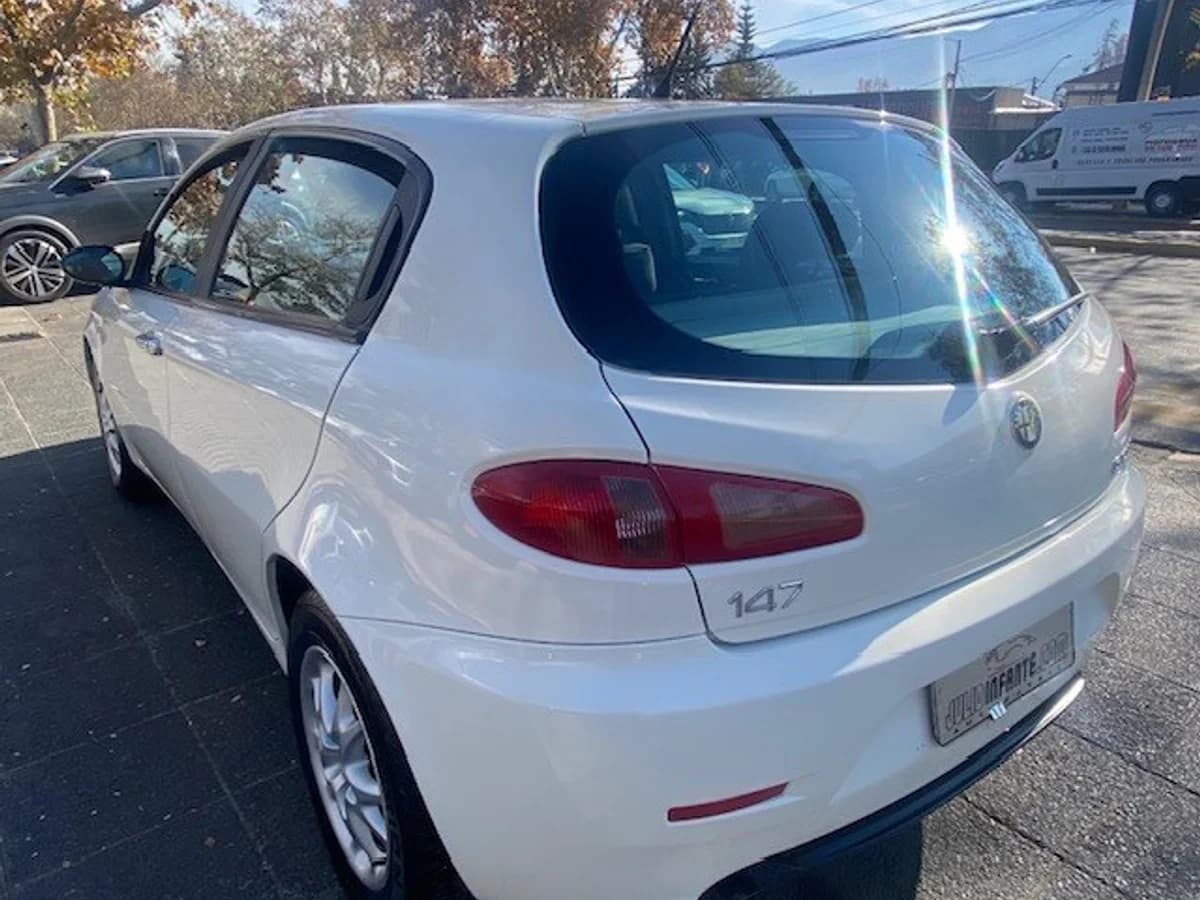 ALFA ROMEO 147 1.6 T. Spark 2008 - Imagen 5