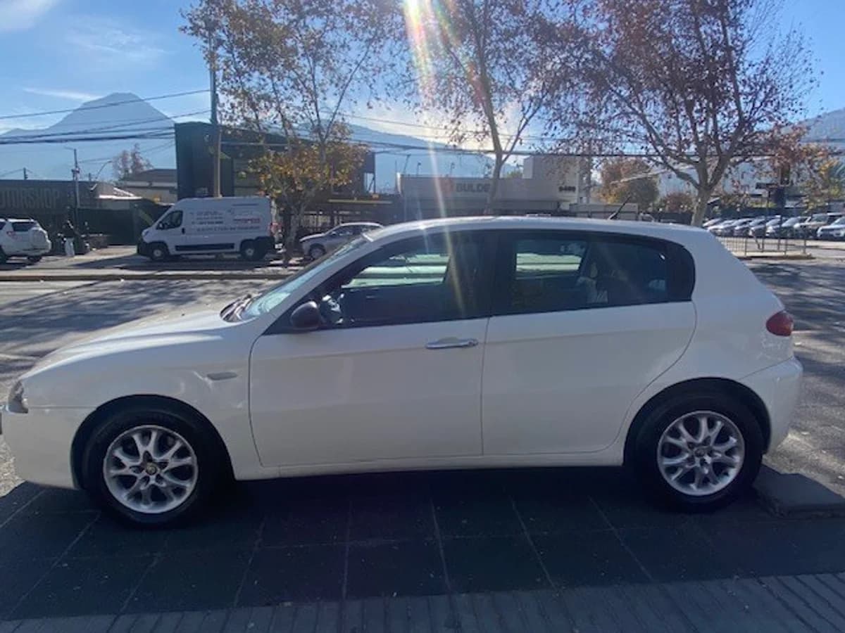 ALFA ROMEO 147 1.6 T. Spark 2008 - Imagen 7