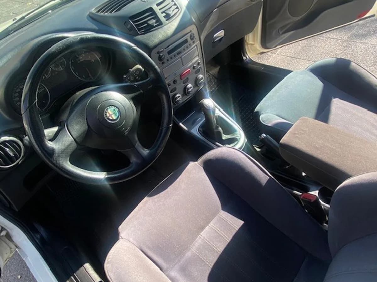 ALFA ROMEO 147 1.6 T. Spark 2008 - Imagen 15