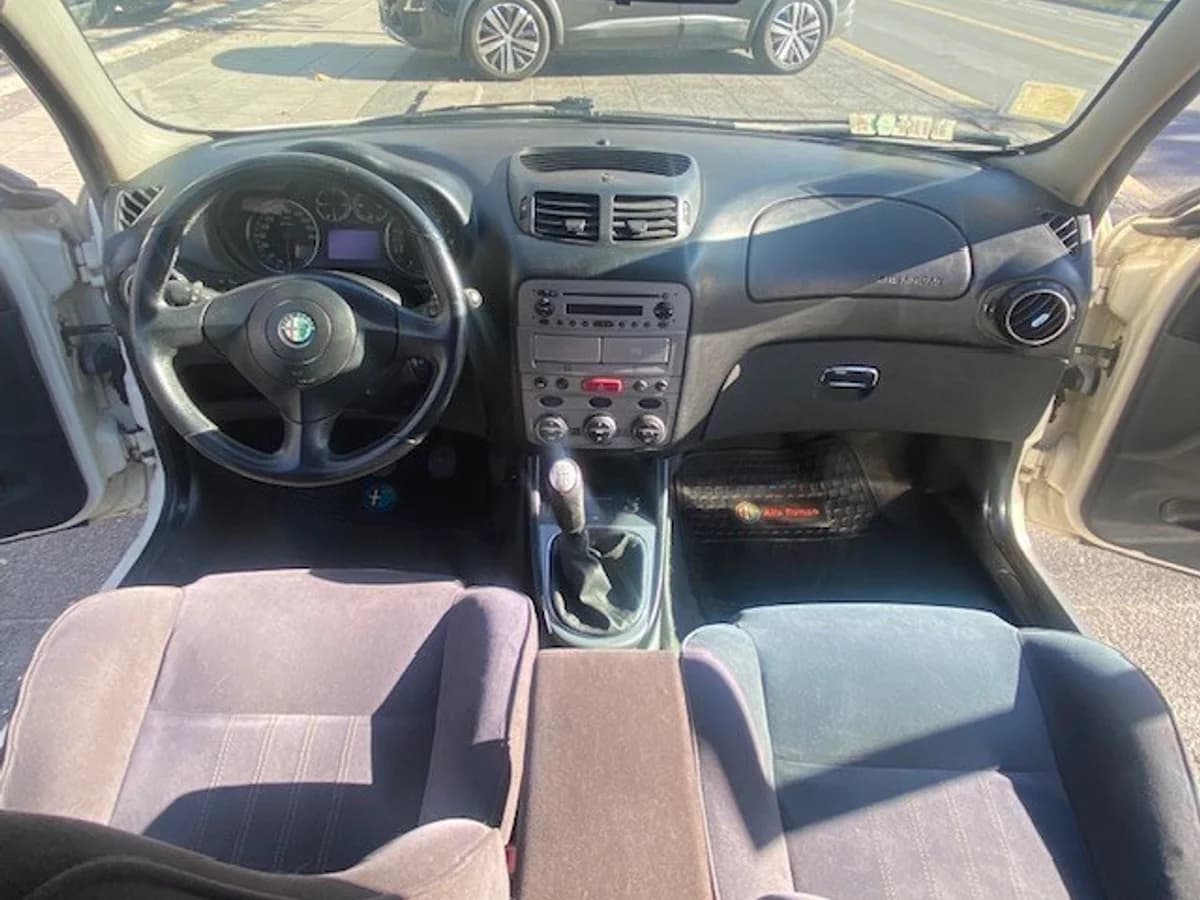 ALFA ROMEO 147 1.6 T. Spark 2008 - Imagen 19