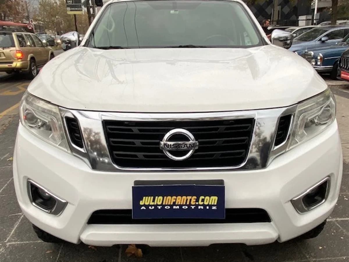 NISSAN NP300 4x4 2.3 Autom. 1 dueño. 2019 - Imagen 7