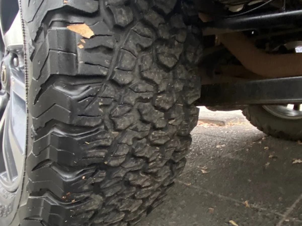 NISSAN NP300 4x4 2.3 Autom. 1 dueño. 2019 - Imagen 10