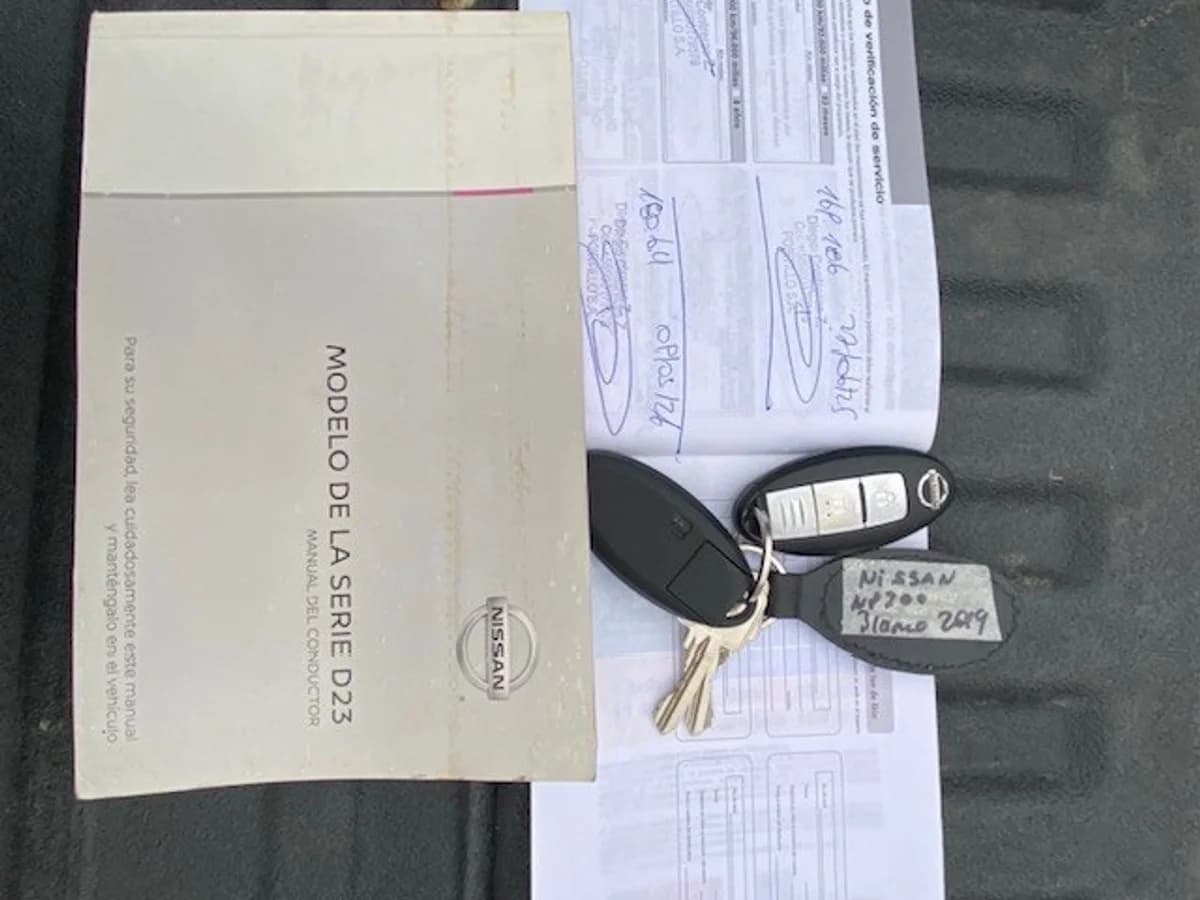 NISSAN NP300 4x4 2.3 Autom. 1 dueño. 2019 - Imagen 19
