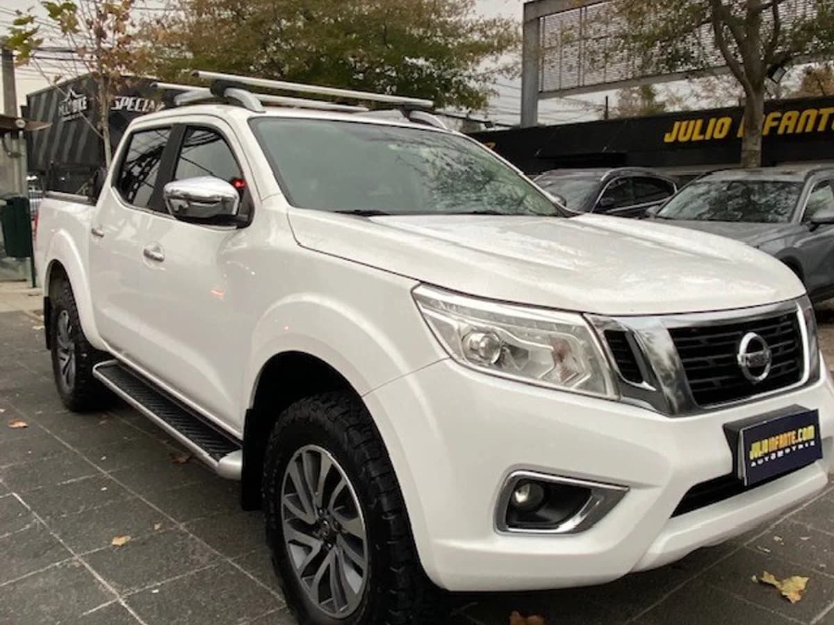 NISSAN NP300 4x4 2.3 Autom. 1 dueño. 2019 - Imagen 5