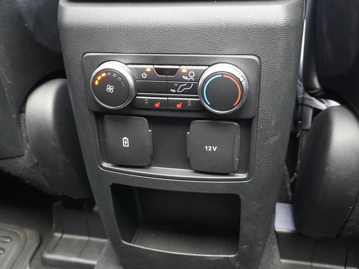 FORD EXPLORER XLT 2.3 4x4 2021 - Imagen 27