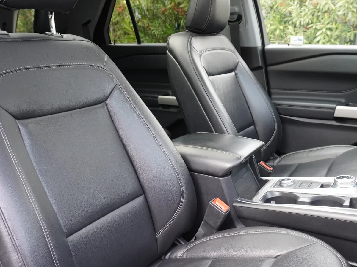 FORD EXPLORER XLT 2.3 4x4 2021 - Imagen 36